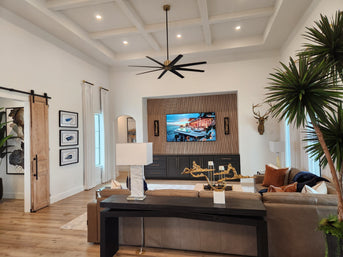 Wood paneling behind the TV: Everything you need to know